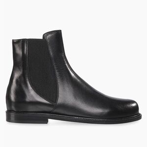 NWT Marion Parke Sleek Black Ankle Booties 38.5 $725